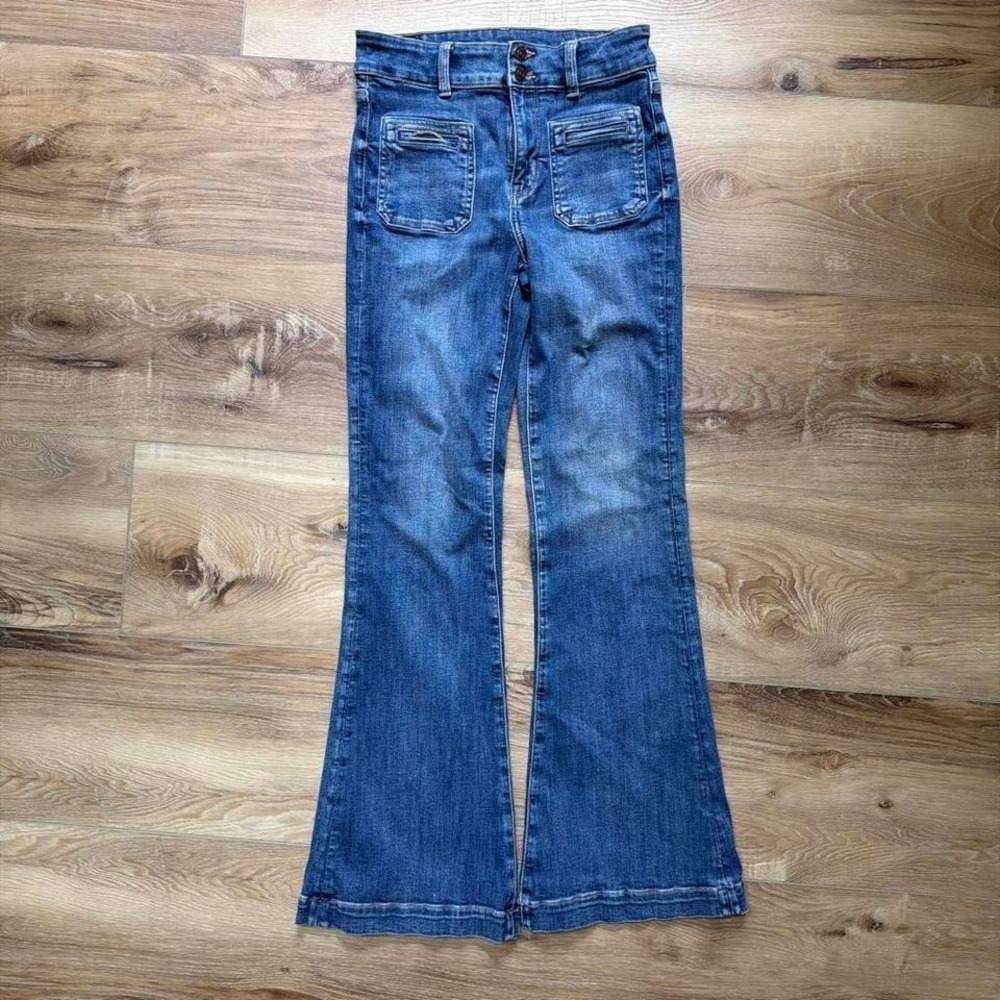 American Eagle Womens Super High Rise Flare Jeans Patch Pocket Size 4 Long Y2K